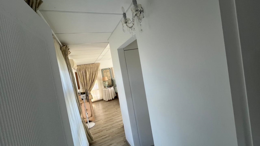 3 Bedroom Property for Sale in Wavecrest Eastern Cape